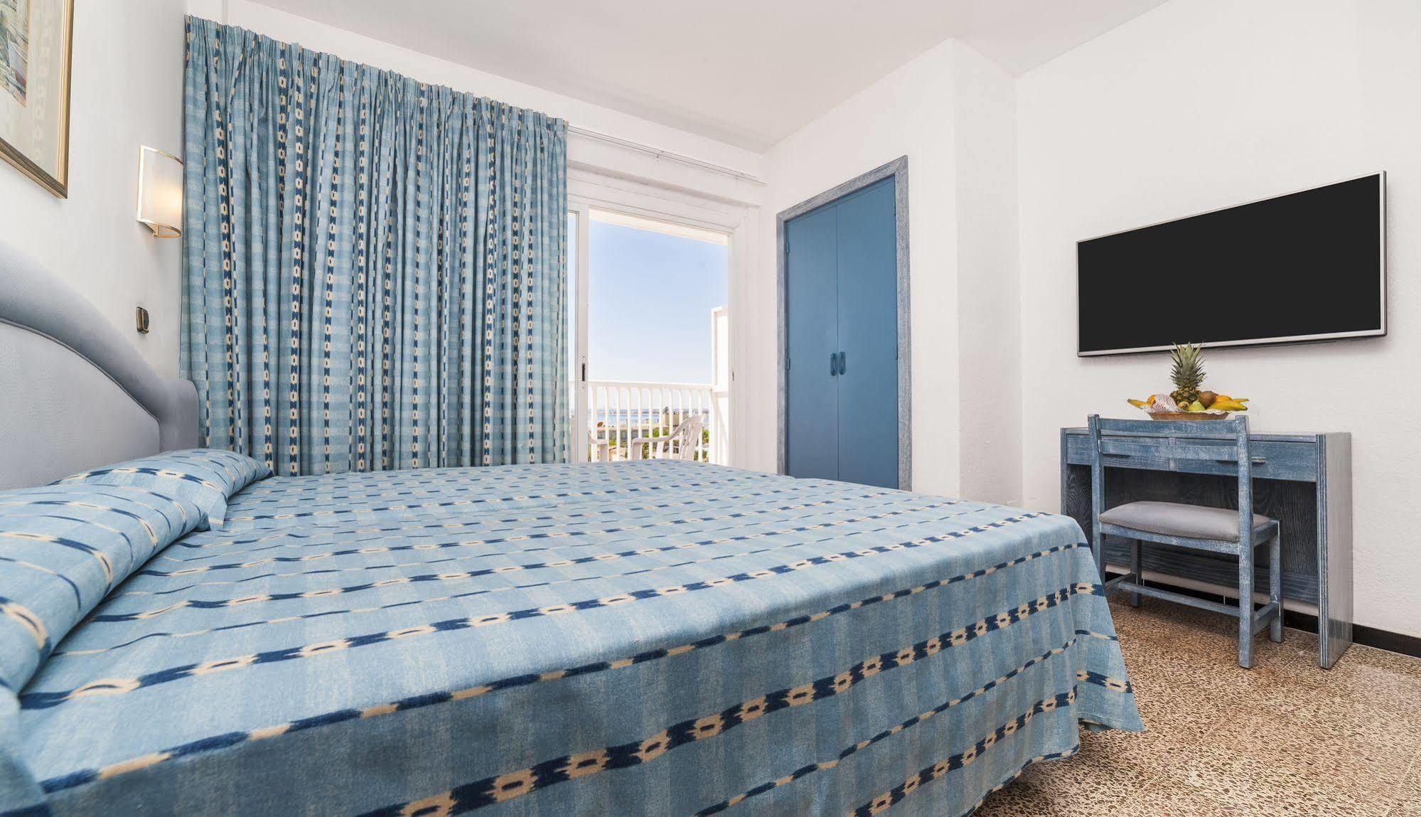 Globales Condes De Alcudia Hotel